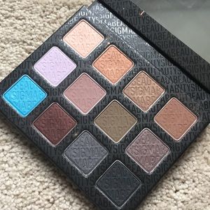 Sigma Smoke Screen eyeshadow palette